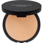 BarePro 16HR Skin-Perfecting Powder Foundation prasowany podkład w kompakcie Fair 17 Neutral 8g