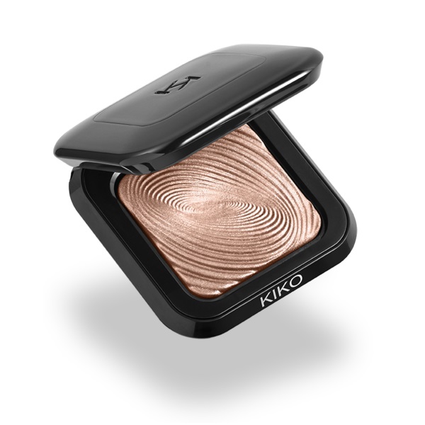 28378441700222888 Water Eyeshadow cień zapewniający natychmiastowy kolor do nakładania na sucho i na mokro 02 Champagne 3g - obrazek 1