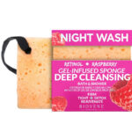 Night Wash głęboko oczyszczająca gąbka z retinolem i żelem malinowym 75g