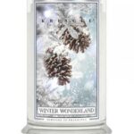 Duża świeca zapachowa z dwoma knotami Winter Wonderland 623g