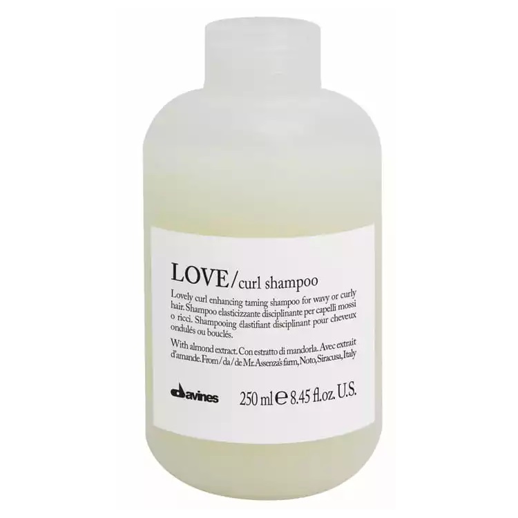 49266731687783099 Essential Haircare Love Curl Shampoo szampon wzmacniający skręt do włosów kręconych i falowanych 250ml - obrazek 1