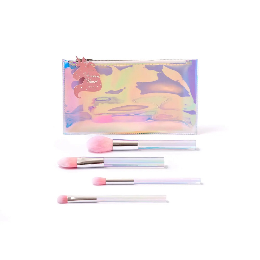 64143831660902386 I Heart Revolution Unicorn Heart Glow Brush Set zestaw pędzli do makijażu 4szt. - obrazek 1