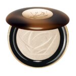 Teint Idole Ultra Wear rozświetlacz w kompakcie 04 Halo Glow 10g