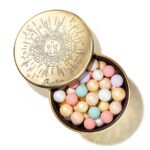 Meteorites Light Revealing Pearls Of Powder puder w kulkach do twarzy Golden Bee 25g