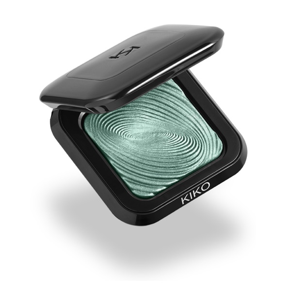 86503071700207211 Water Eyeshadow cień zapewniający natychmiastowy kolor do nakładania na sucho i na mokro 17 Smerald Green 3g - obrazek 1