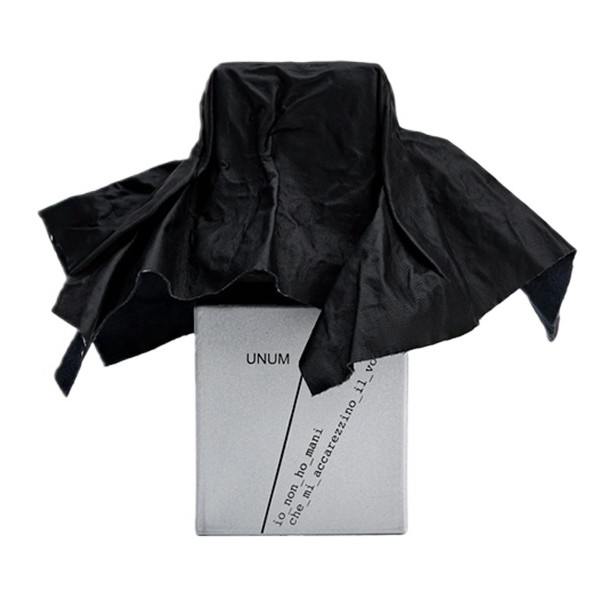 86994901757070700 Io Non Ho Mani Che Mi Accarezzino il Volto ekstrakt perfum spray 100ml - obrazek 1